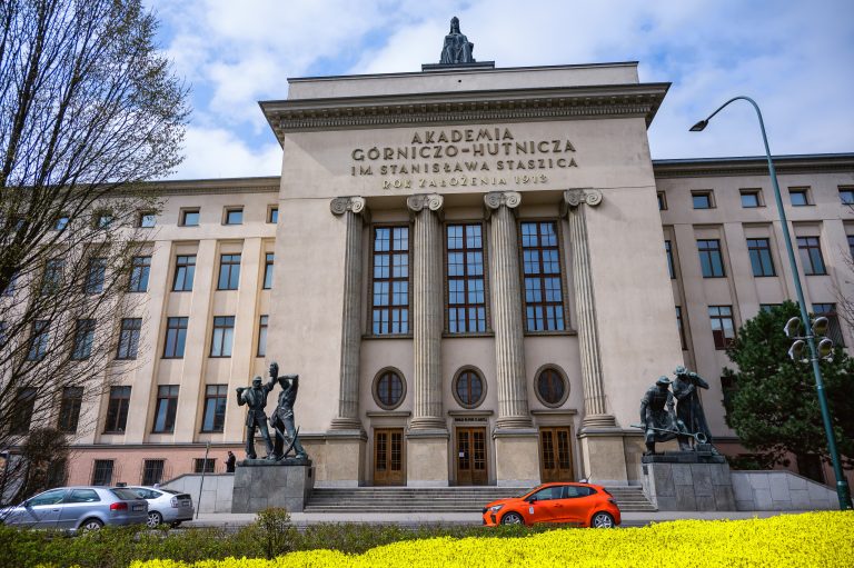 Pierwsza edycja Konkursu Indywidualne Wsparcie Członków Studenckich Kół Naukowych AGH rozstrzygnięta